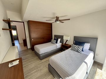 Casa en Venta de 4 recamaras con alberca privada en Campo de Golf El Tigre en Riviera Nayarit