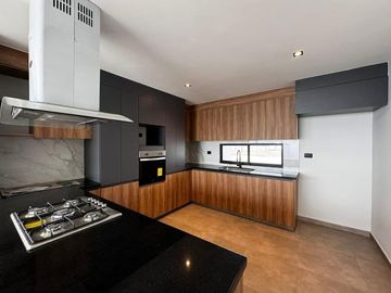 Casa en  venta en Lomas de Angelopolis III Puebla.
