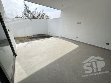 Casa en Bosques de las Misiones sec. Encino
