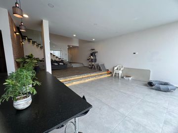 ESPECTACULAR CASA EN VENTA EN CLUSTER SANTO DOMINGO, LOMAS II, PUEBLA.