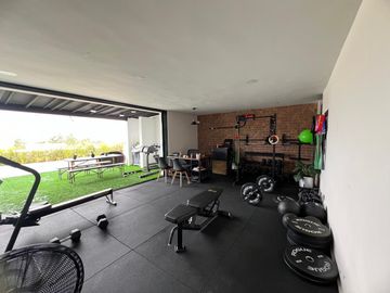 ESPECTACULAR CASA EN VENTA EN CLUSTER SANTO DOMINGO, LOMAS II, PUEBLA.
