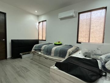 Casa en Venta, Media Luna Residencial, Santiago NL