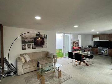 Casa en venta con 3 recamaras en San Pedro Cholula Puebla.