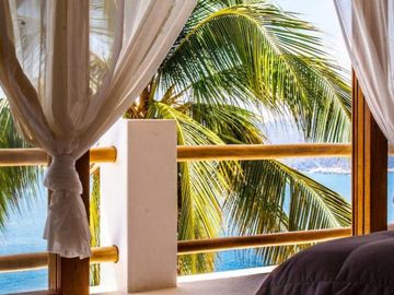 Villa con frente al mar en Tangolunda Huatulco