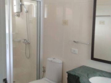 4 Bedroom House for sale at Lanna Thara Village