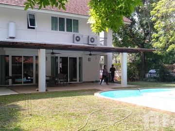4 Bedroom House for sale at Lanna Thara Village