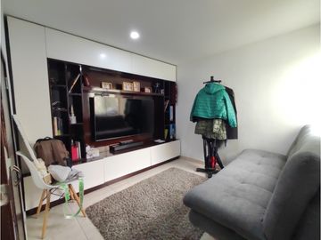 Casa en venta en Engativá, Bogotá - Barrio La Española 