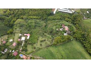 SE VENDEN LOTES EN ARABIA CON ESCRITURA DIFERENTES AREAS