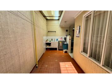 Casa de dos pisos en venta - Barrio Quintas de Las Américas Palmira