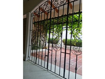 VENTA DE CASA DE DOS NIVELES EN EL B/ LA CASTELLANA DE MONTERIA