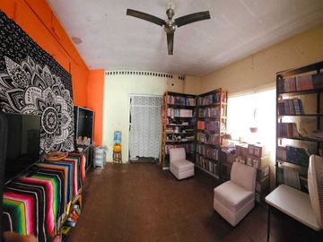 CASA EN VENTA EN EL CENTRO DE MERIDA YUCATAN EN ESQUINA DOS PLANTAS