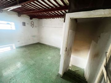 CASA EN VENTA EN EL CENTRO DE MERIDA YUCATAN EN ESQUINA DOS PLANTAS