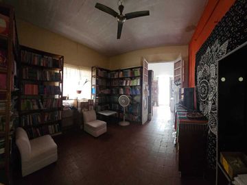 CASA EN VENTA EN EL CENTRO DE MERIDA YUCATAN EN ESQUINA DOS PLANTAS