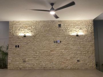 CASA EN VENTA PRIVADA BOSQUES DE ALTABRISA MERIDA 5 RECAMARAS ESTUDIO Y ALBERCA
