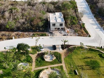 CASA DE LUJO EN VENTA EN  MERIDA EN PRIVADA PROVINCIA