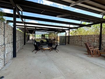 CASA VENTA MERIDA CON ALBERCA EN PRIVADA CON AMENIDADES CERCA DE PLAZA LA ISLA
