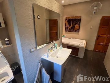 3 Bedroom House for sale in Pa Phai, Chiang Mai