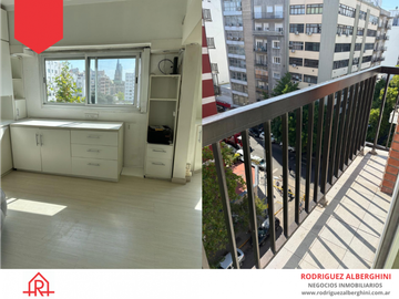 DEPARTAMENTO EN VENTA (Calle Moreno, casi esq. San Luis)