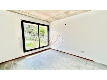 CASA / CORBETA CEFIRO Y ARCACHÓN