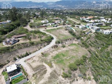 TERRENO DE VENTA EN TUMBACO SECTOR CHICHE