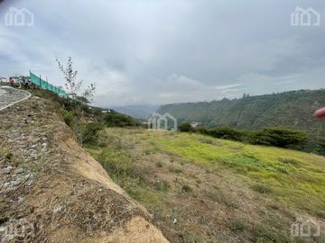TERRENO DE VENTA EN TUMBACO SECTOR CHICHE