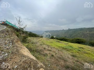 TERRENO DE VENTA EN TUMBACO SECTOR EL CHICHE