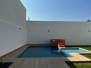 Estrene casa moderna