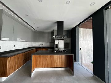 Estrene casa moderna