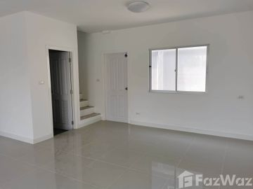 3 Bedroom Townhouse for sale at The Rich Ville Ratchaphruek - Rattanathibet