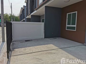 3 Bedroom Townhouse for sale at The Rich Ville Ratchaphruek - Rattanathibet