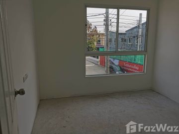 3 Bedroom Townhouse for sale at The Rich Ville Ratchaphruek - Rattanathibet