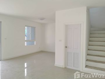 3 Bedroom Townhouse for sale at The Rich Ville Ratchaphruek - Rattanathibet