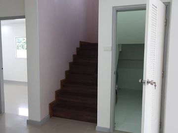 4 Bedroom House for sale at The Loft Galleria Phahonyothin-Lumlukka Klong 3