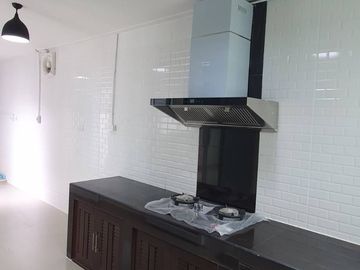 4 Bedroom House for sale at The Loft Galleria Phahonyothin-Lumlukka Klong 3