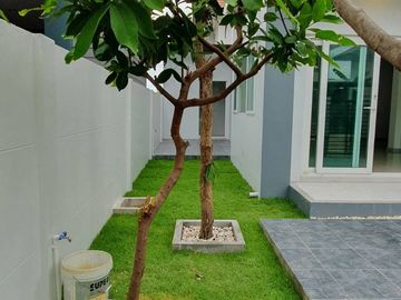 4 Bedroom House for sale at The Loft Galleria Phahonyothin-Lumlukka Klong 3