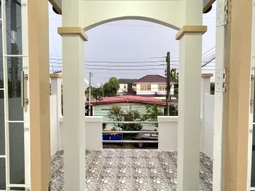 2 Bedroom Townhouse for sale at Grand Village Nakhon Pathom