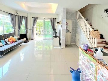 3 Bedroom House for sale at Bann Thanyapirom Klong 5