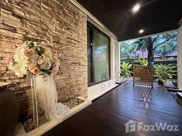 8 Bedroom House for sale in Khlong Sam, Pathum Thani