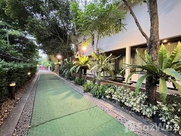 8 Bedroom House for sale in Khlong Sam, Pathum Thani