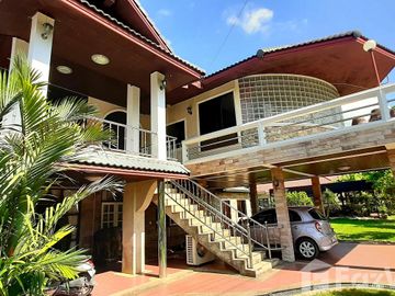 6 Bedroom House for sale in Phe, Rayong