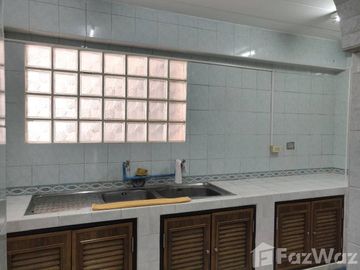 2 Bedroom Townhouse for sale in Bo Phlap, Nakhon Pathom