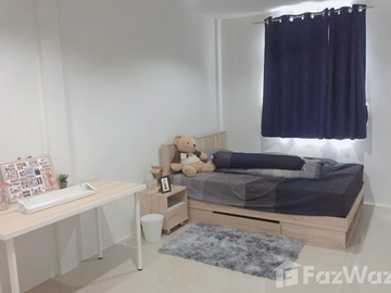 3 Bedroom Townhouse for sale at Baan Montatip 5