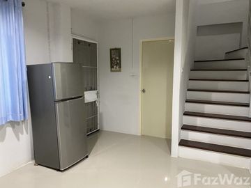 3 Bedroom Townhouse for sale at Baan Montatip 5