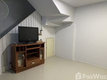 3 Bedroom Townhouse for sale at Baan Montatip 5