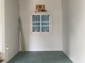 3 Bedroom Townhouse for sale at Baan Montatip 5