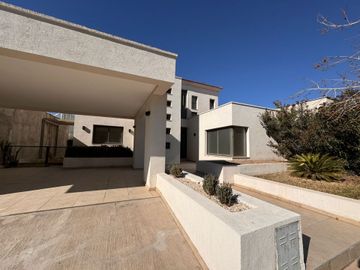 Casa en venta en Barrio La Barraca. Guaymallén