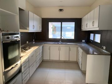 Casa en venta en Barrio La Barraca. Guaymallén