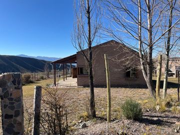 VENTA CASA VALLE DEL SOL, POTRERILLOS, MENDOZA