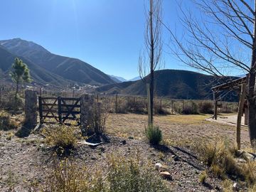 VENTA CASA VALLE DEL SOL, POTRERILLOS, MENDOZA