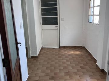 Departamento Tipo Casa en alquiler en Lomas de Zamora Oeste